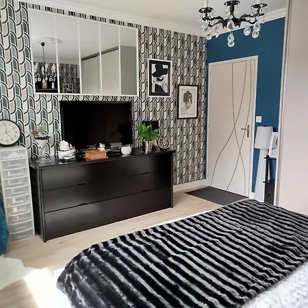 Cosy Pour 2 Personnes En Centre-ville - Confort & Calme Alojamento de Acomodação e Pequeno-almoço