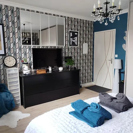 Cosy Pour 2 Personnes En Centre-ville - Confort & Calme *